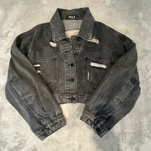 Blue B Dark Distressed Cropped Denim Jacket with Rhinestone Fringe
Size S/M - Picture 3 of 9